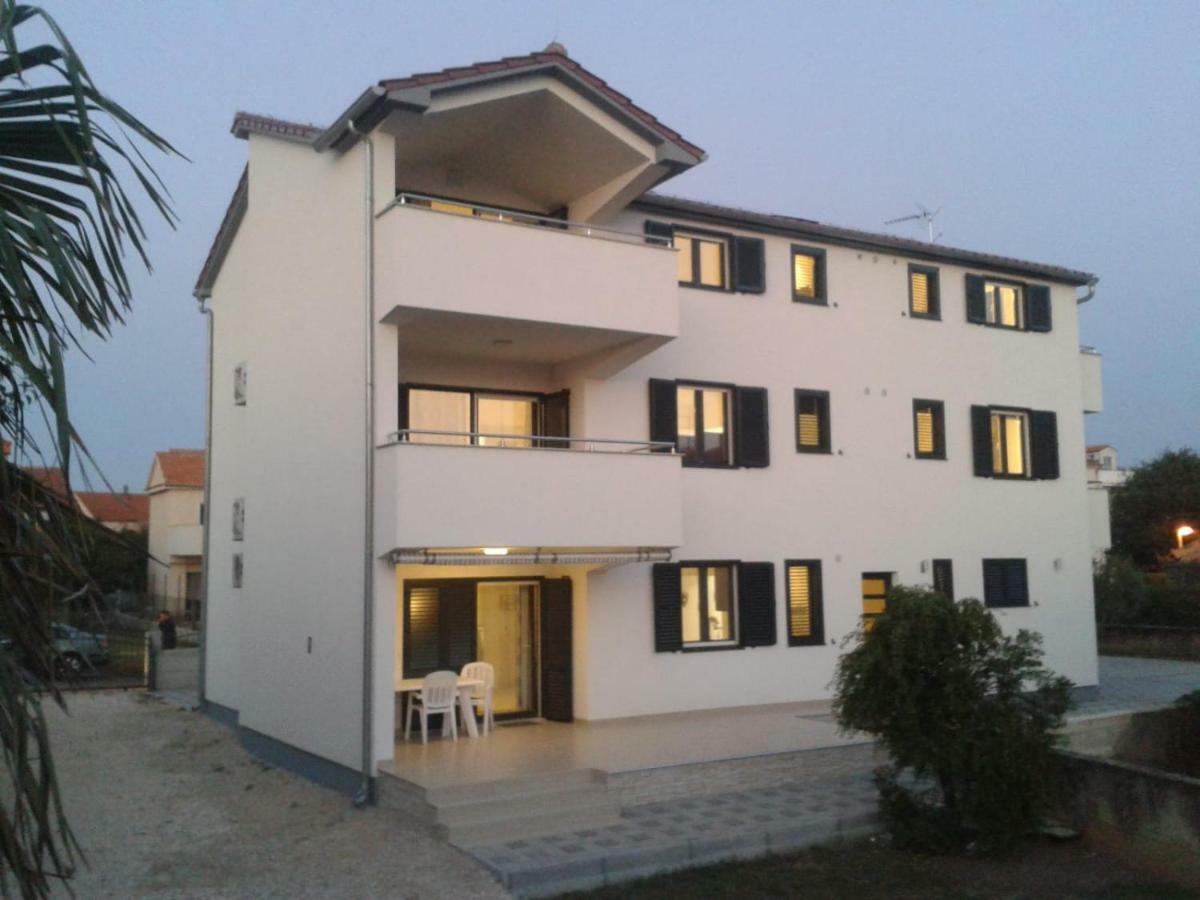 Breitling Apartments With Pool Biograd Na Moru Exterior photo